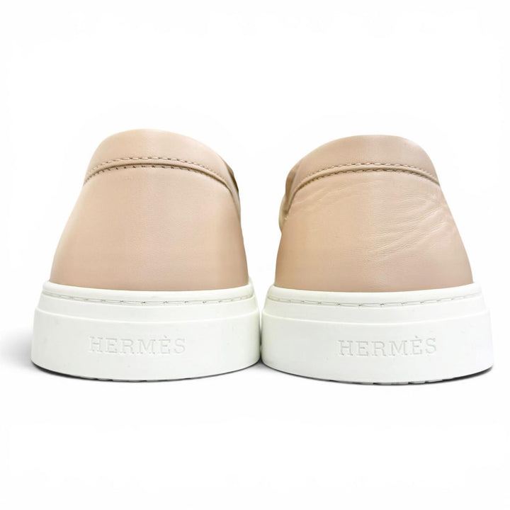 未使用品△HERMES エルメス 231017Z GAME ゲーム ゴールド金具 ケリーバックル レザーシューズ スリッポン ピンクベージュ 37 伊製 袋付