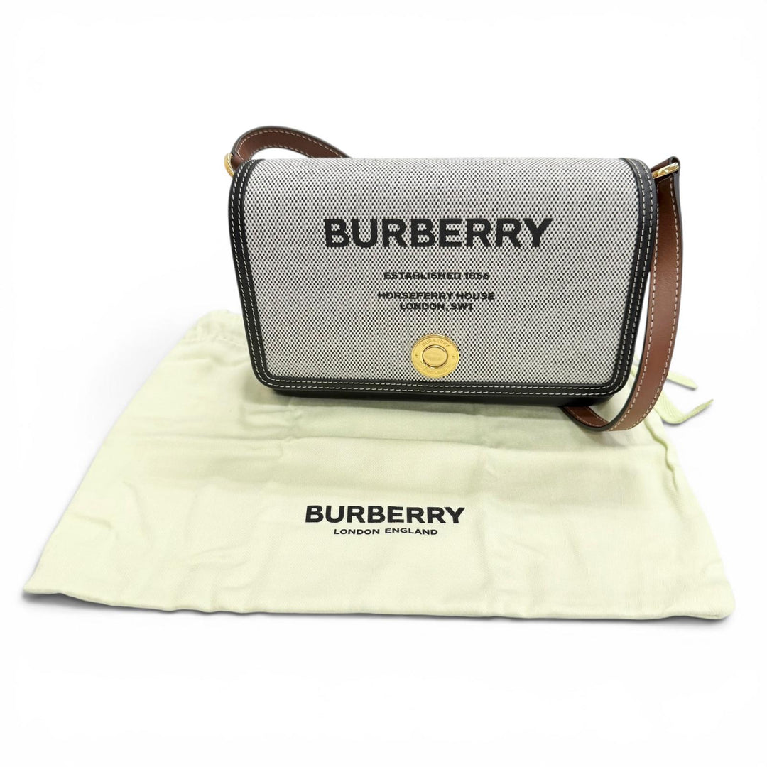 未使用品△BURBERRY バーバリー 8053311 LS NEW HAMPSHIRE ホースフェリー ロゴ スクエア ショルダーバッグ ブラック タン ゴールド金具