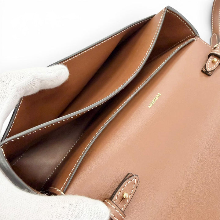 未使用品△BURBERRY バーバリー 8053311 LS NEW HAMPSHIRE ホースフェリー ロゴ スクエア ショルダーバッグ ブラック タン ゴールド金具