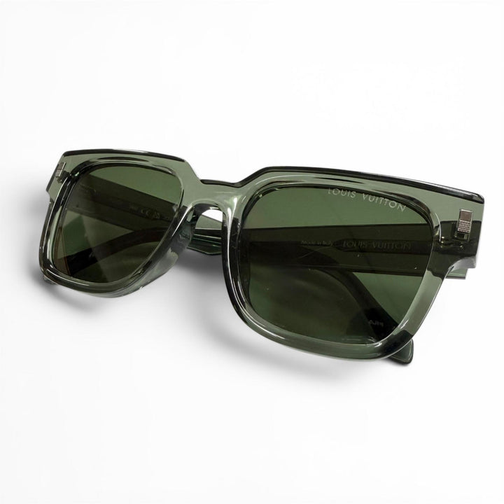 美品▼LOUIS VUITTON ルイヴィトン 2024年製 Z2631E LV エスケイプ スクエア アイウェア サングラス クリアカーキ 53□22 145 デモレンズ