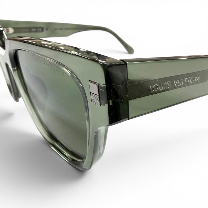 美品▼LOUIS VUITTON ルイヴィトン 2024年製 Z2631E LV エスケイプ スクエア アイウェア サングラス クリアカーキ 53□22 145 デモレンズ