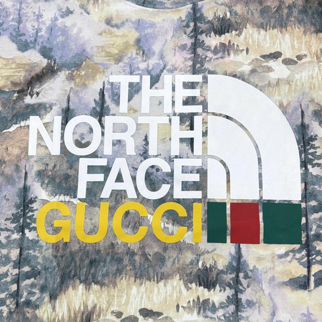 未使用品▲GUCCI×THE NORTH FACE グッチ×ザ・ノースフェイス 672475 コットン100％ フォレストプリント 半袖Ｔシャツ S 伊製 正規品