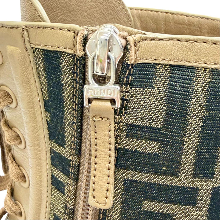 極美品△FENDI フェンディ 22AW ドミノ バイカーブーツ ズッカ柄 FFロゴ サイドジップ ショートブーツ ブラウン 36 伊製 定価165000円