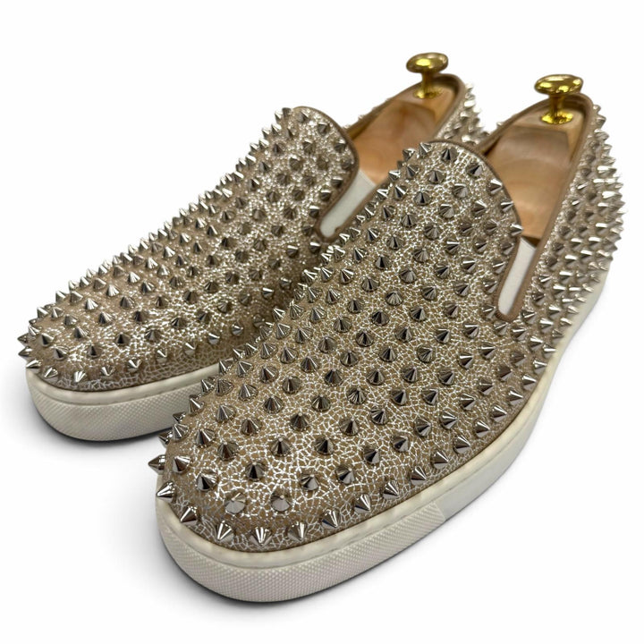 美品▼Christian Louboutin クリスチャンルブタン スパイクスタッズ スニーカー スリッポン ベージュ系 シルバー 42.5 イタリア製 メンズ