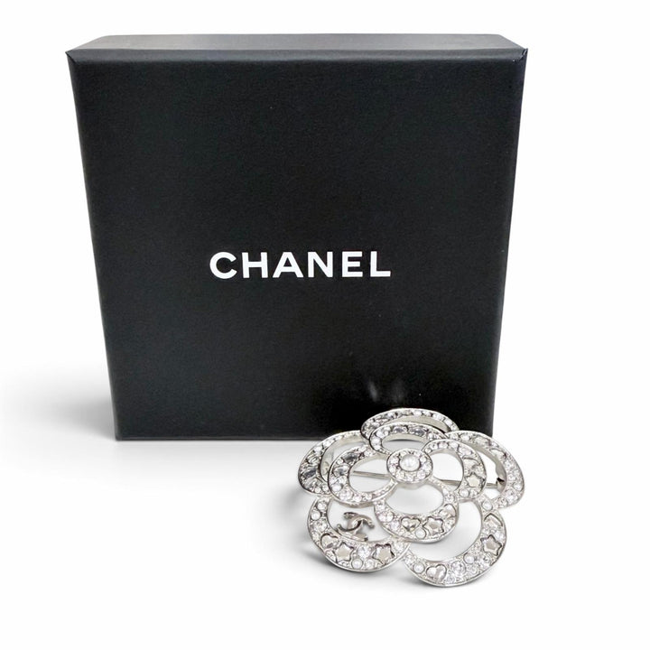 極美品△CHANEL シャネル A25P AB9720 カメリア ココマーク パール ラインストーン ハート スター ブローチ シルバー フランス製 箱付き