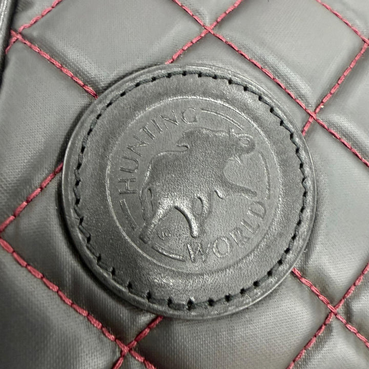 極美品☆HUNTING WORLD ハンティングワールド 4059BSQ バチューサーパス キルティング レザー コスメティックバッグ ショルダーバッグ