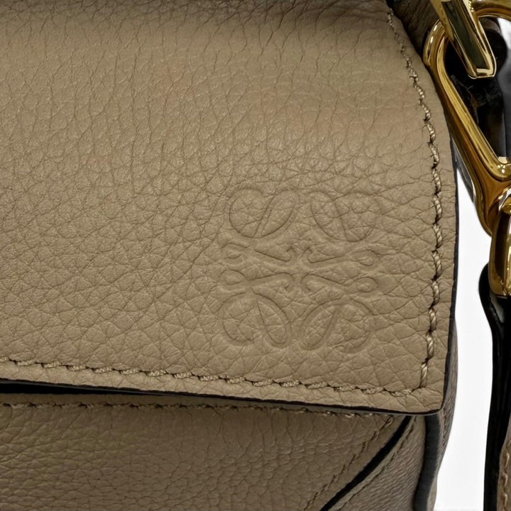 極美品☆LOEWE ロエベ A510U95X27 パズルミニ 2WAY カーフレザー ハンドバッグ ショルダーバッグ ベージュ スペイン製 保存袋付き