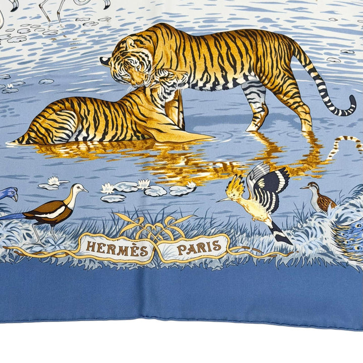 極美品△HERMES エルメス LA TREVE DE L EAU 水の休戦 カレ90 シルク100% 激レア スカーフ ブルー系 マルチカラー フランス製 箱付き