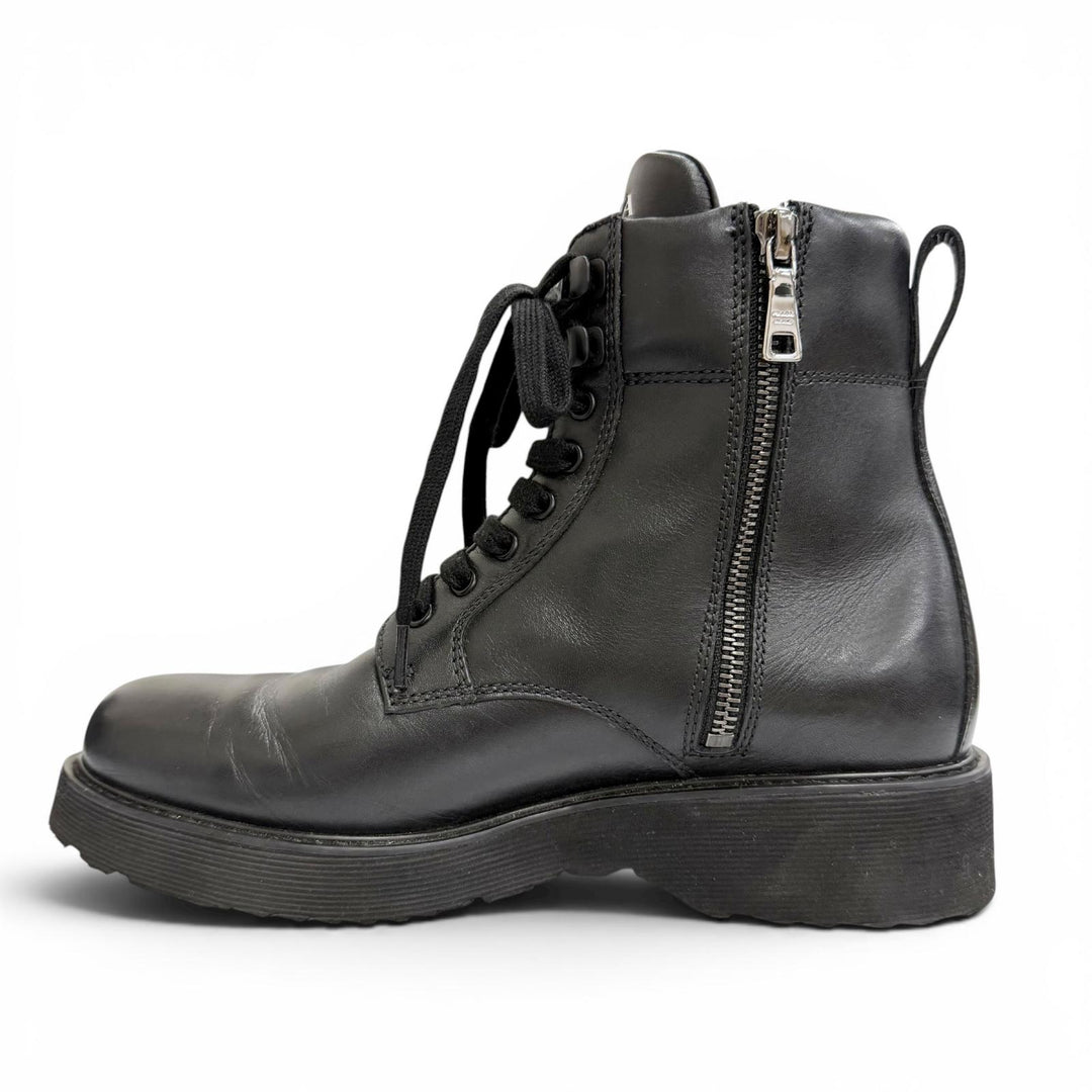 美品△PRADA プラダ 1T215N レザー ロゴ入り サイドジップ レースアップ レザー ショートブーツ アンクルブーツ ブラック 37.5 箱付き