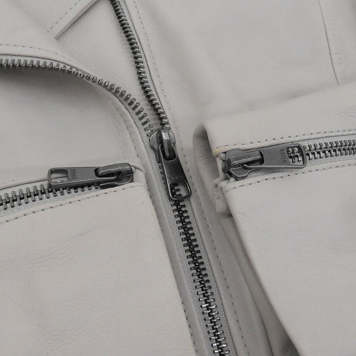 美品▲HUGO BOSS ヒューゴボス 羊革 ダブルブレスト レザージャケット ライトグレー IT 40 インド製 正規品 レディース ハンガー付き