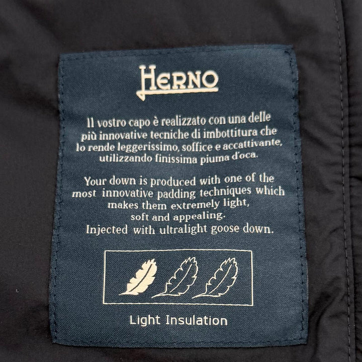 極美品▼Herno ヘルノ PI002ULE LEGEND レジェンド IL PANCIOTTO ロゴ入りボタン インナージレ ダウンベスト ネイビー 52 正規品 メンズ