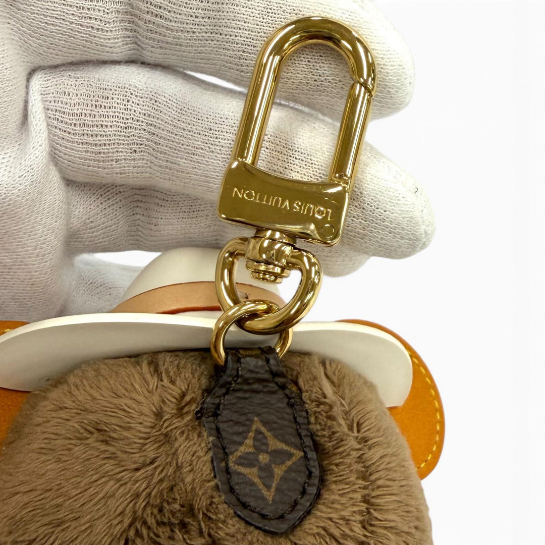 極美品★LOUIS VUITTON ルイヴィトン M03176 バッグチャーム LV ルイ ベア レッド キーホルダー イタリア製 レディース 箱・保存袋付き