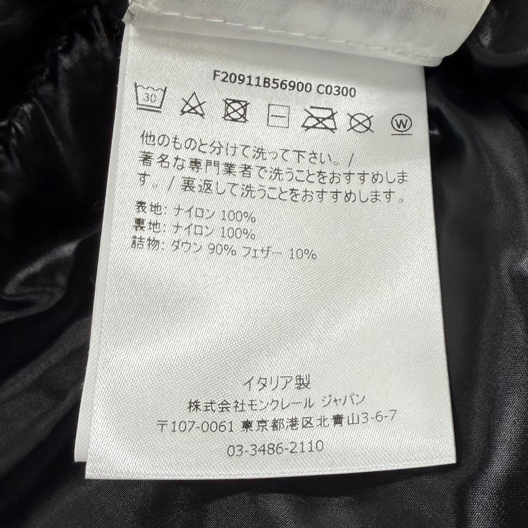 美品★MONCLER モンクレール MONTCLA ロゴ刺繍 フード付 ZIP UP ダウンジャケット ブラック 00 イタリア製 正規品 レディース メンズ