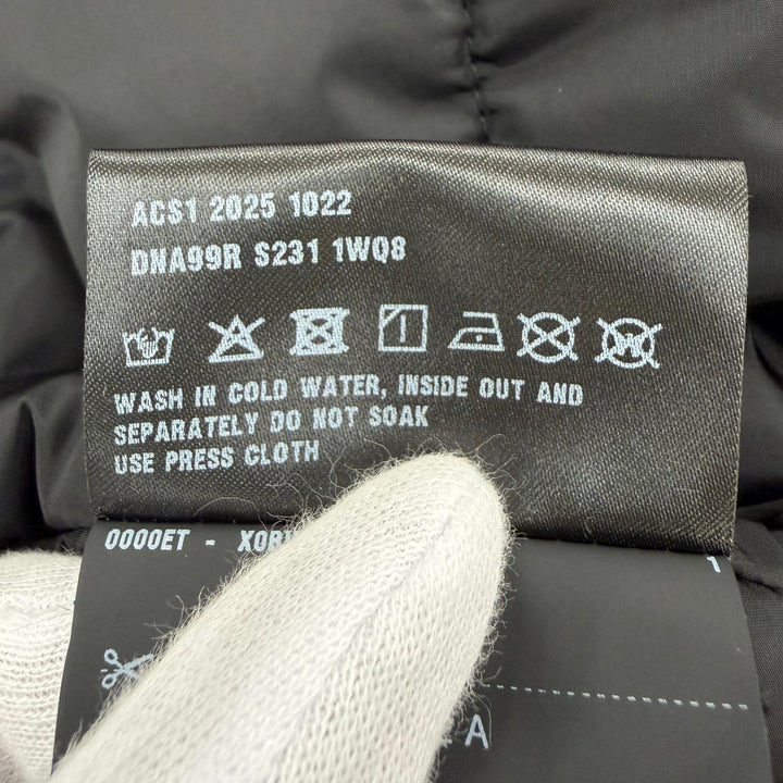 極美品☆PRADA プラダ 2025年製 DNA99R S231 1WQ8 Re-Nylon 中綿入り ZIP UP ジャケット ブラック 36 正規品 レディース ハンガー付き