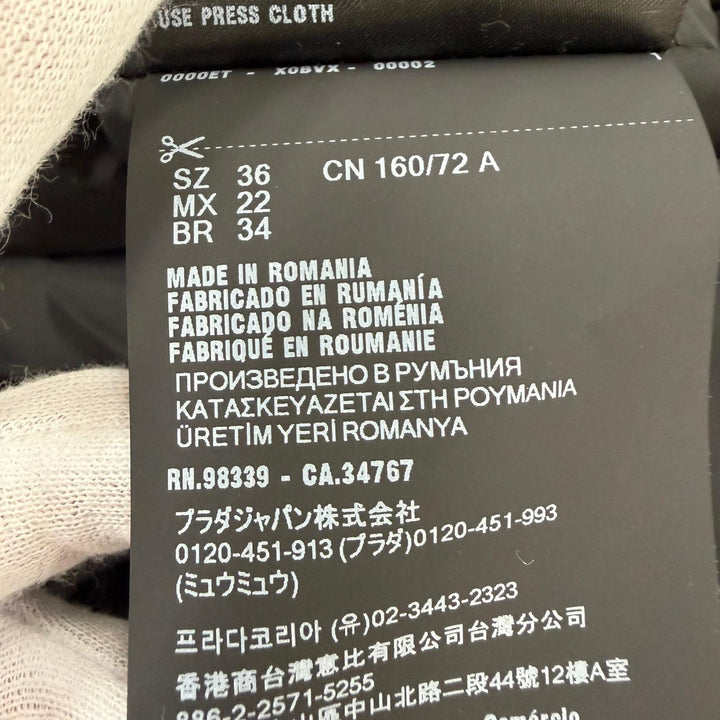 極美品☆PRADA プラダ 2025年製 DNA99R S231 1WQ8 Re-Nylon 中綿入り ZIP UP ジャケット ブラック 36 正規品 レディース ハンガー付き