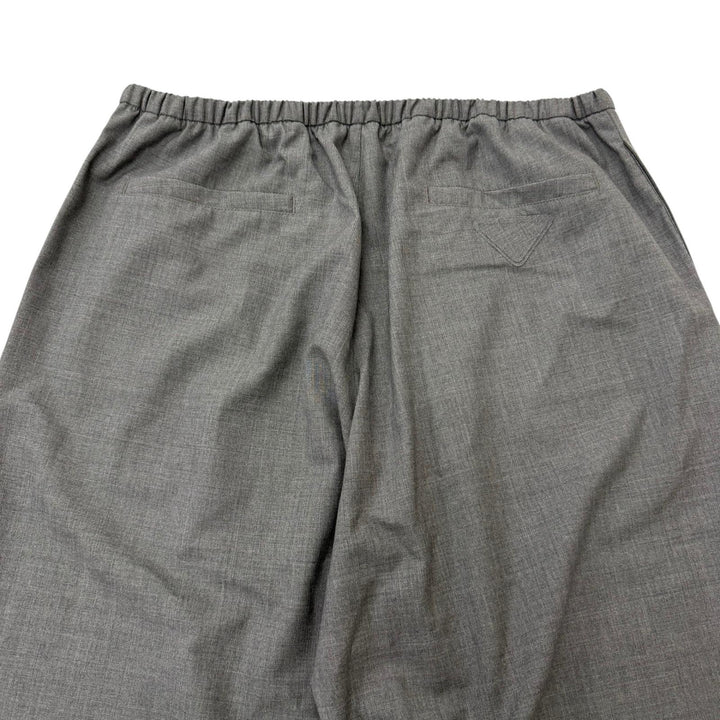 未使用品□PRADA プラダ 2023年製 SPH377 バージンウール コットン トライアングルパッチ シェフパンツ グレー L イタリア製 正規品