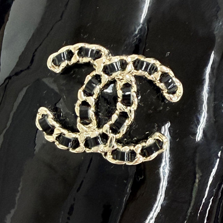 極美品△CHANEL シャネル G33521 パテントレザー ココマーク チェーン ローファー ブラック ゴールド金具 38 イタリア製 レディース