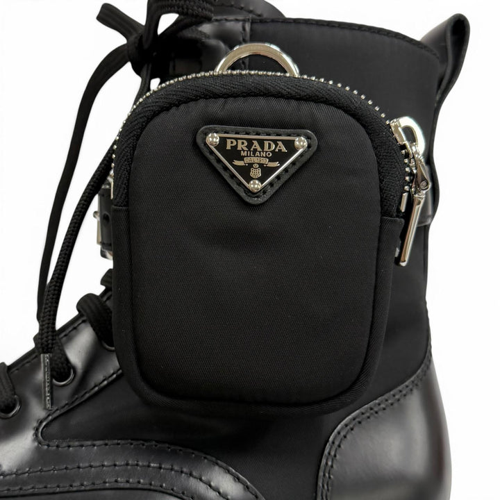 未使用品★PRADA プラダ 1T255M モノリス Re-Nylon トライアングルロゴ ポーチ付 ブラッシュドレザー ショートブーツ ブラック 35.5 伊製
