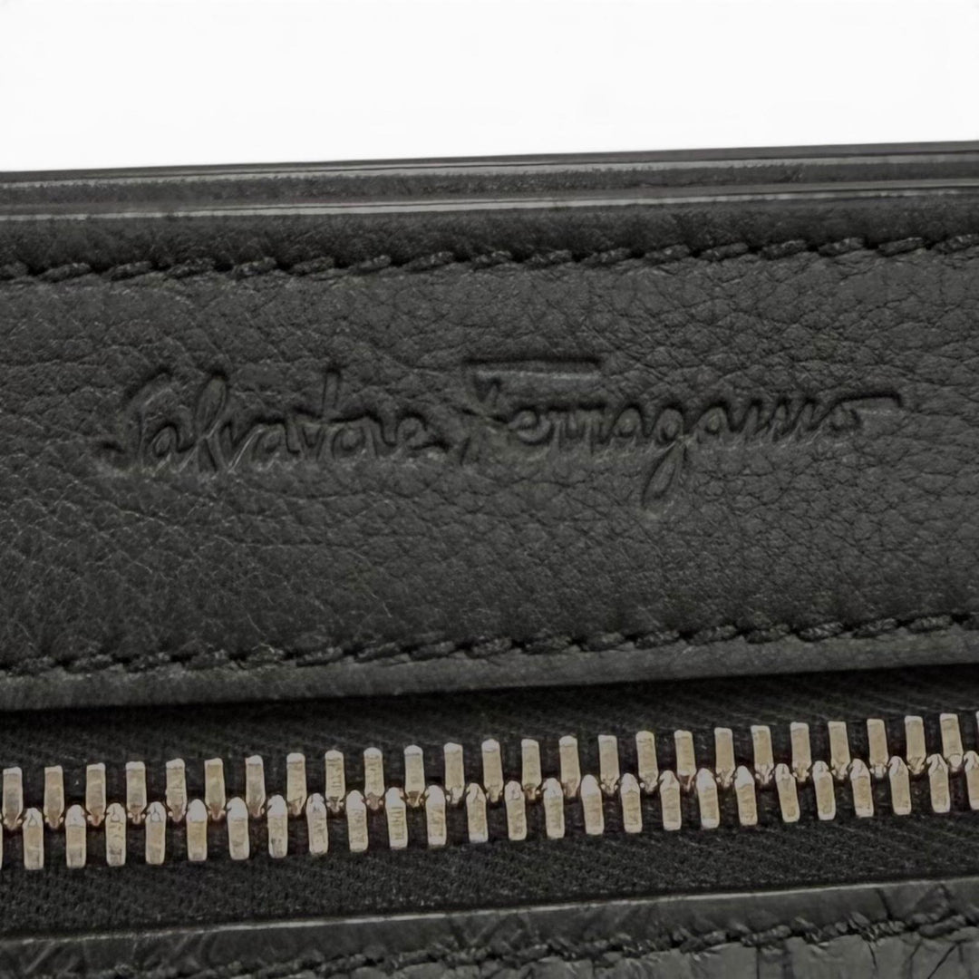 極美品▼Salvatore Ferragamo サルヴァトーレフェラガモ レザー セカンドバッグ クラッチバッグ ブラック 伊製 メンズ 箱・保存袋付き