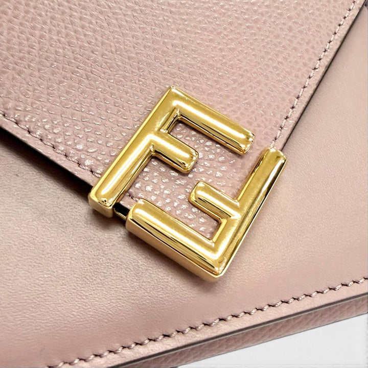 極美品△FENDI フェンディ 8M0480 FFダイヤモンド レザー コンパクトウォレット 三つ折り財布 パープル系 ゴールド金具 箱・保存袋付き