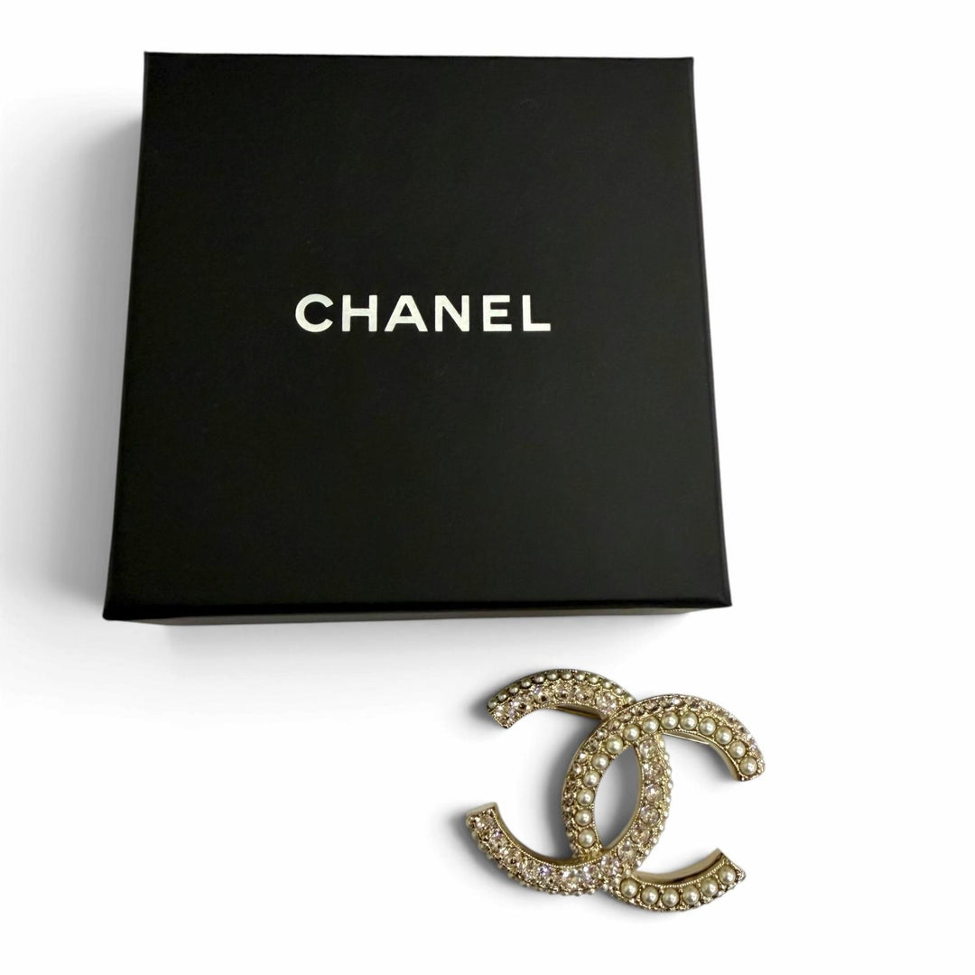極美品□CHANEL シャネル L22B ココマーク ラインストーン フェイクパール ブローチ ピンバッジ ゴールド フランス製 レディース 箱付き