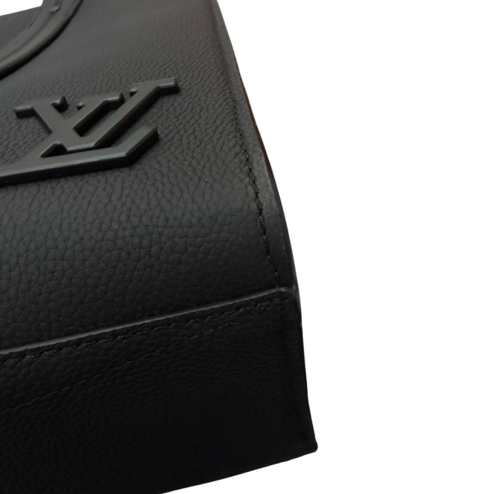 極美品□LOUIS VUITTON ルイヴィトン M57308 LV・アエログラム テイクオフ レザー トートバッグ ブラック スペイン製 メンズ A4収納◎