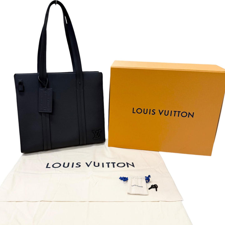 極美品□LOUIS VUITTON ルイヴィトン M57308 LV・アエログラム テイクオフ レザー トートバッグ ブラック スペイン製 メンズ A4収納◎