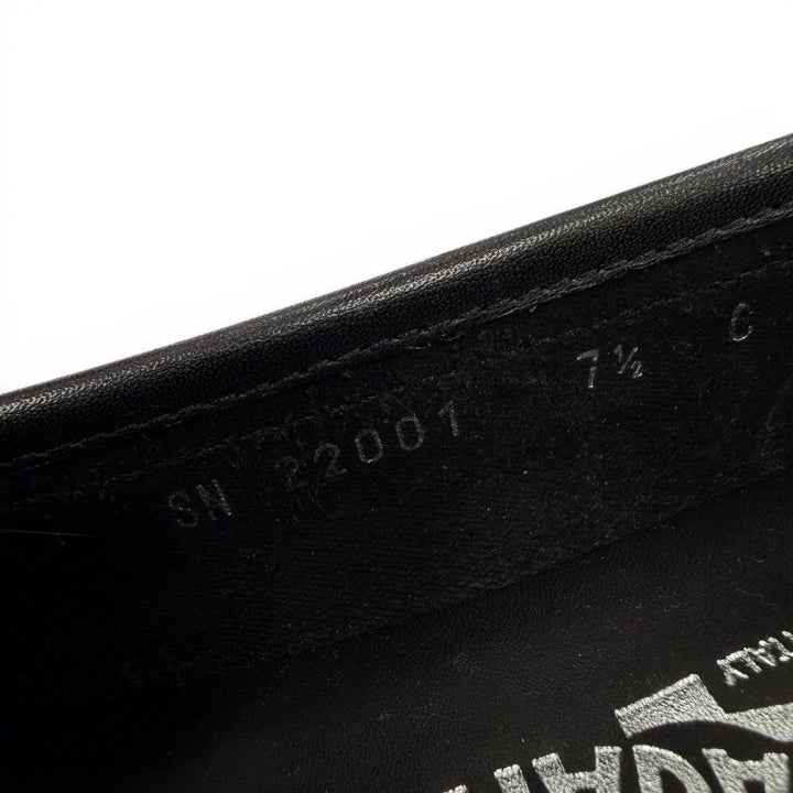 極美品☆Salvatore Ferragamo サルヴァトーレフェラガモ フラワーパンチング レザー フラット パンプス ブラック 7.5 イタリア製