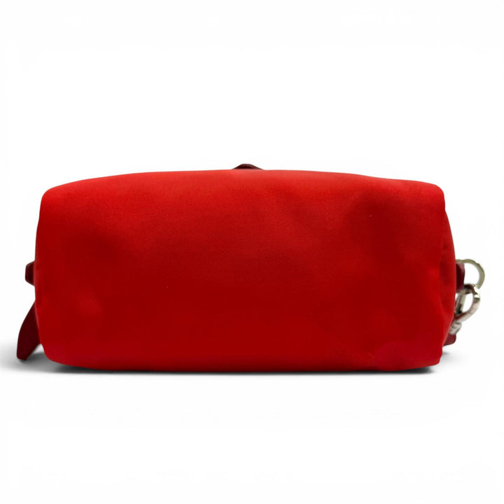 未使用品★PRADA プラダ 1NE175 VELA Re-Nylon ミニポーチ ROSSO トライアングルロゴプレート 化粧ポーチ イタリア製 レディース