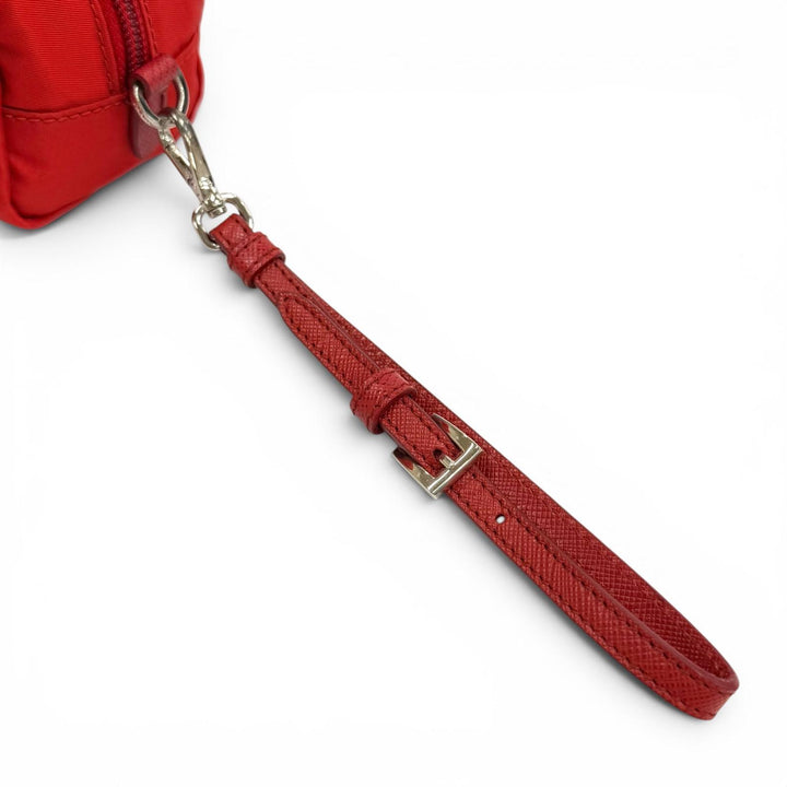未使用品★PRADA プラダ 1NE175 VELA Re-Nylon ミニポーチ ROSSO トライアングルロゴプレート 化粧ポーチ イタリア製 レディース