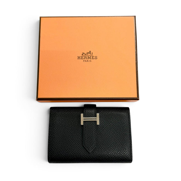 美品△HERMES エルメス ベアン ミニ ヴォーエプソン シルバー金具 コイン入れ有 コンパクトウォレット 二つ折り財布 ブラック K刻印 箱付