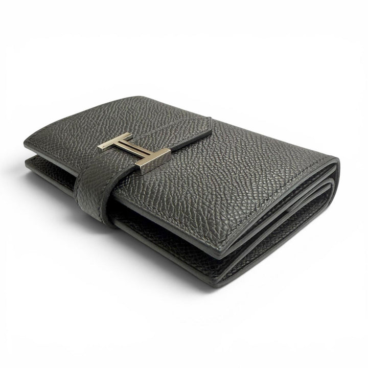 美品△HERMES エルメス ベアン ミニ ヴォーエプソン シルバー金具 コイン入れ有 コンパクトウォレット 二つ折り財布 ブラック K刻印 箱付