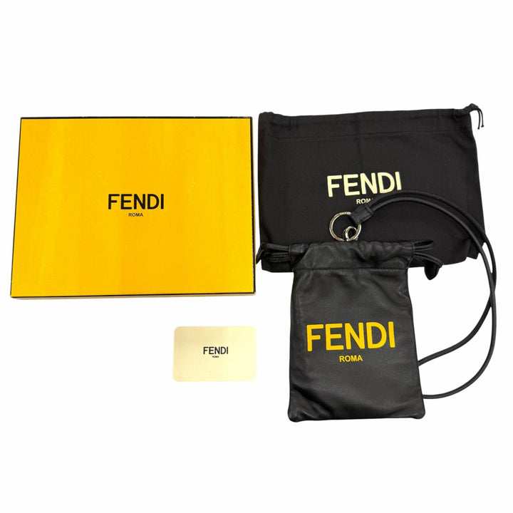 美品☆FENDI フェンディ 7AR898 ロゴ レザー スリムクラッチ ドローストリング フォンポーチ 携帯ケース ブラック イエロー 箱・保存袋付