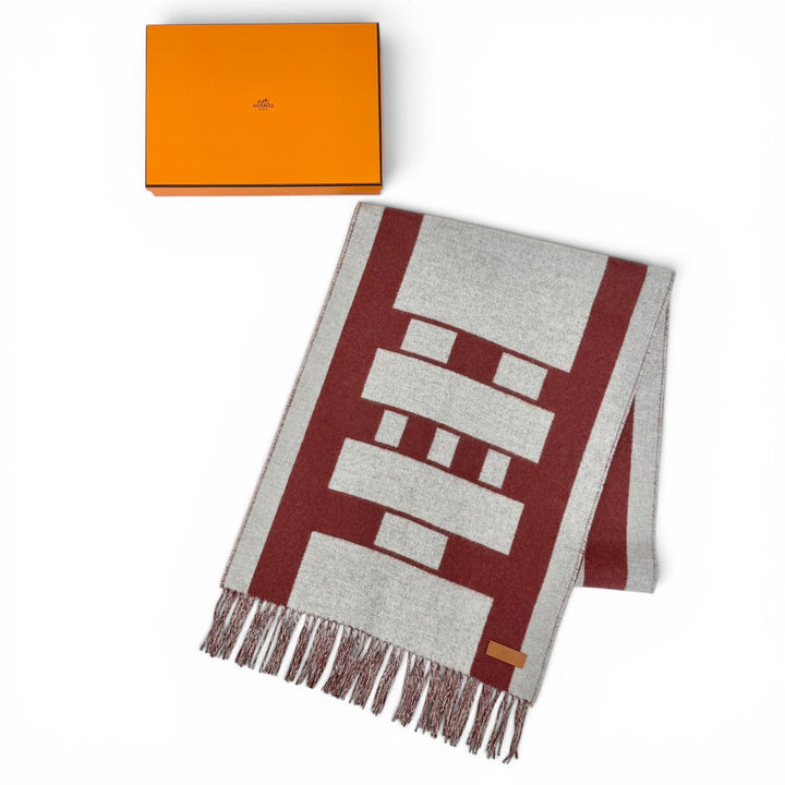 未使用品△HERMES エルメス マフラー コンクール カシミヤ100％ グリ クレール シネ ルージュH 現行品 2025年12月購入 定価162800円 箱付