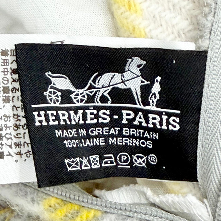 未使用品△HERMES エルメス エシェル クッション ウール100％ グリ スリ ロゴレザーパッチ H総柄 50×50cm グレー イエロー系 正規品