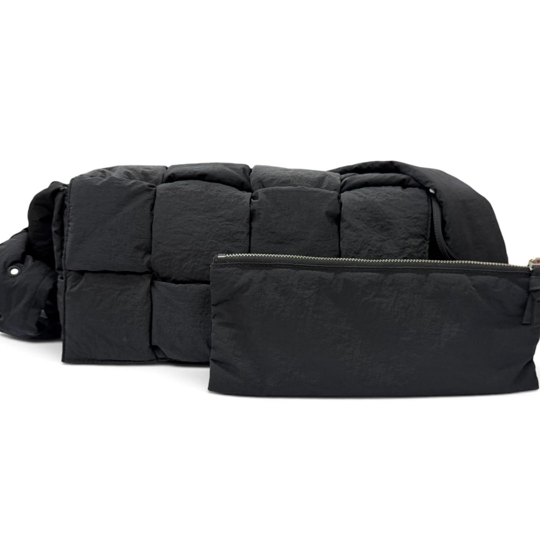 美品□BOTTEGAVENETA ボッテガヴェネタ 749878 ナイロン イントレチャート パデット テック カセット ショルダーバッグ ボディバッグ