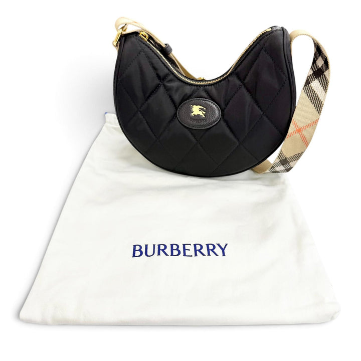 美品△BURBERRY バーバリー 8111928 ホースシュー クロスボディバッグ ノバチェック柄使い ショルダーバッグ ブラック 定価174900円 袋付