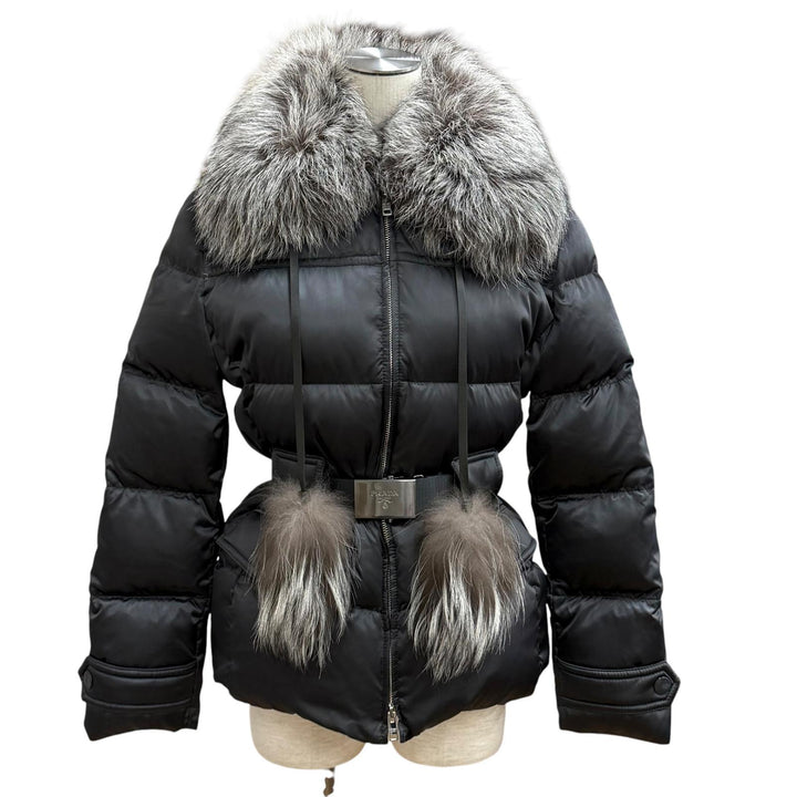 極美品★PRADA プラダ 29X275 ロゴベルト付 フォックスファー レザー使い ZIP UP ダウンジャケット ダークグレー 40 正規品 レディース