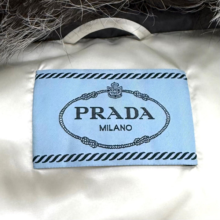 極美品★PRADA プラダ 28G062 フォックスファー・ロゴベルト付 ZIP UP ダウンコート ダウンジャケット グレー 42 正規品 レディース