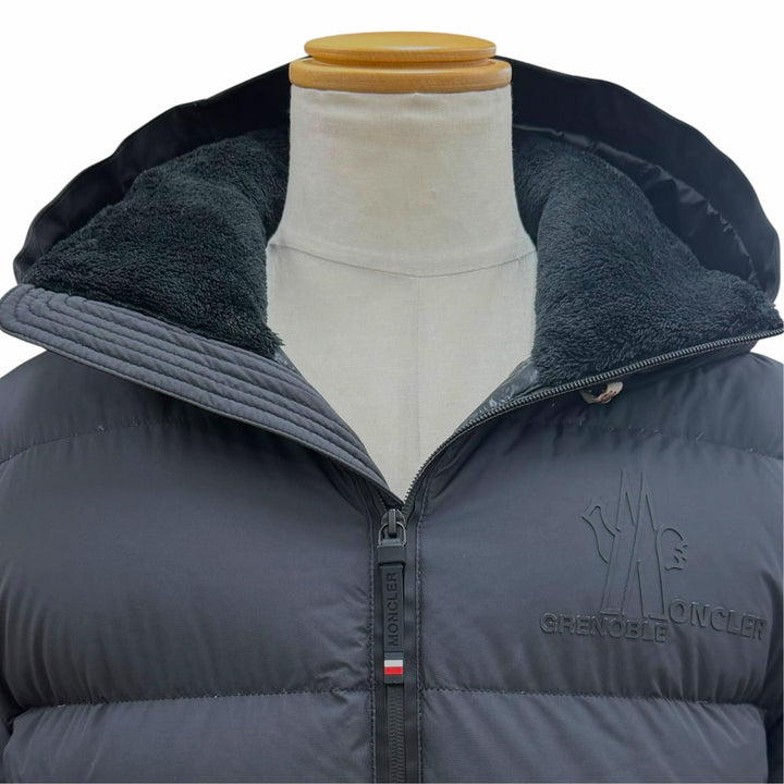 極美品▼MONCLER GRENOBLE モンクレール グルノーブル 2024年製 MARCASSIN ロゴ フーデッド ZIP ダウンジャケット ブラック 2 国内正規品
