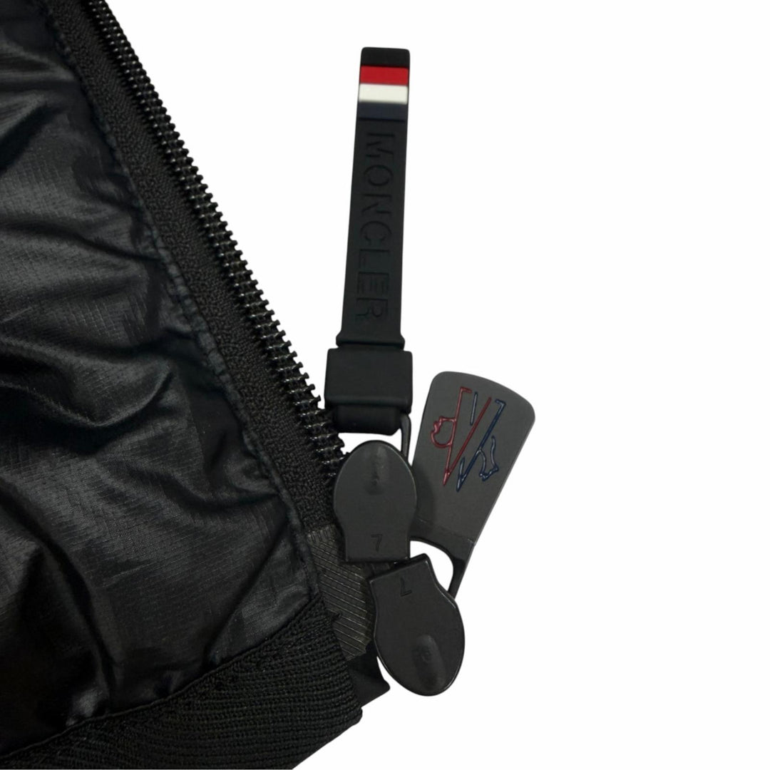 極美品▼MONCLER GRENOBLE モンクレール グルノーブル 2024年製 MARCASSIN ロゴ フーデッド ZIP ダウンジャケット ブラック 2 国内正規品
