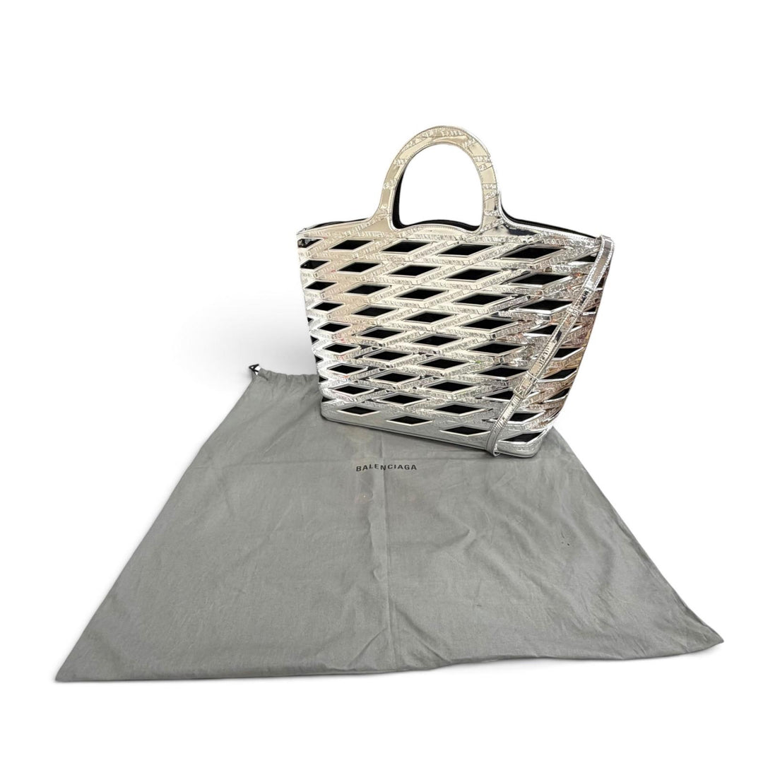 美品△BALENCIAGA バレンシアガ 626111 ネオバスケット ロゴ 2WAY トートバッグ ショルダーバッグ シルバー ブラック イタリア製 袋付き