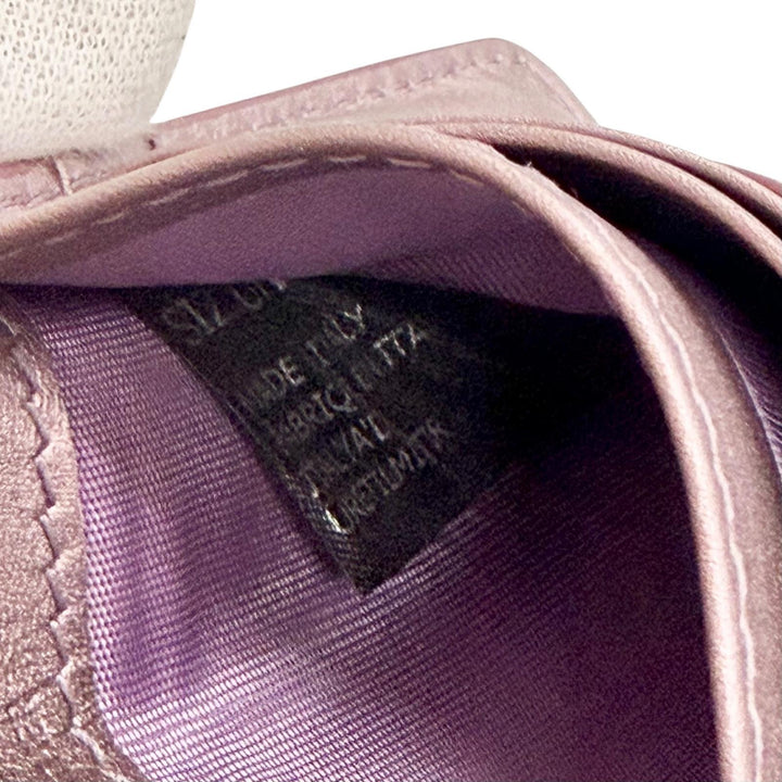 極美△Maison Margiela 11 メゾンマルジェラ11 S56UI0140 2026年 DUSTY PINK 4ステッチ パテントレザー コンパクトウォレット 二つ折財布