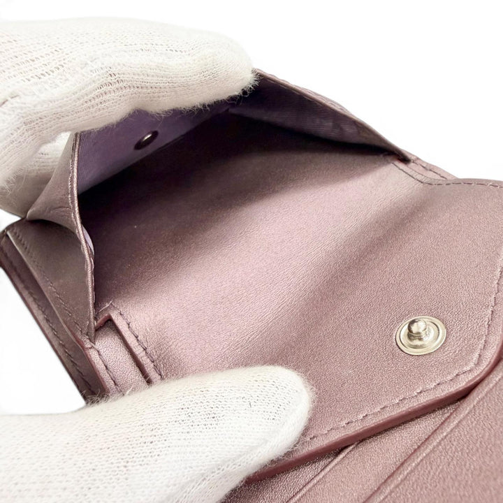 極美△Maison Margiela 11 メゾンマルジェラ11 S56UI0140 2026年 DUSTY PINK 4ステッチ パテントレザー コンパクトウォレット 二つ折財布