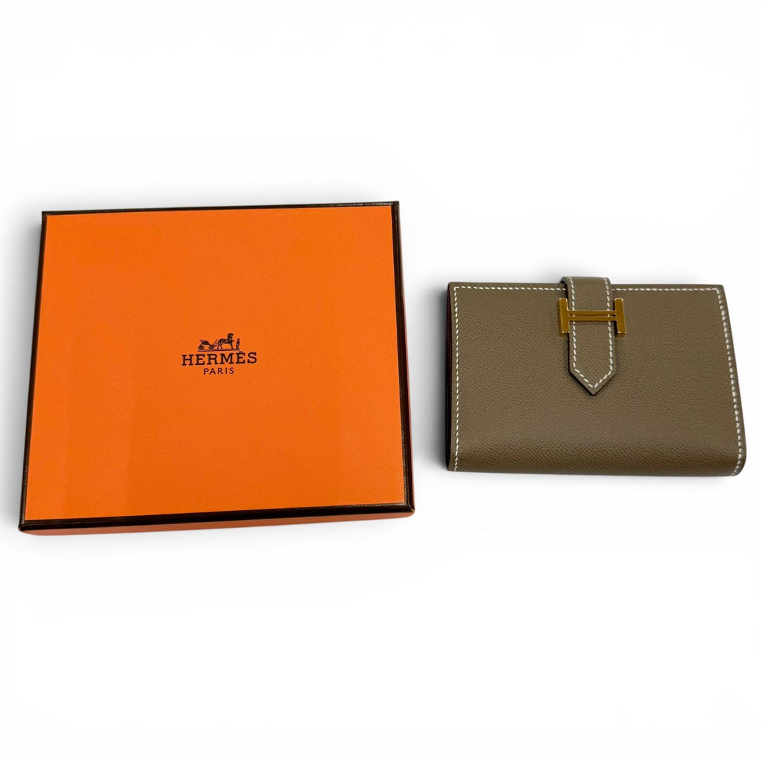 極美品☆HERMES エルメス ベアン ミニ カードケース ヴォーマダム エトゥープ ゴールド金具 K刻印 フランス製 レディース 箱付き