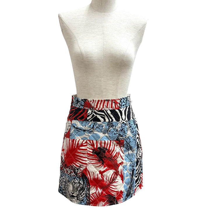 極美品★HERMES エルメス 23SS JUNGLE LOVE シルク100％ セリエボタン キルティング 台形 ミニスカート マルチ 34 フランス製 正規品