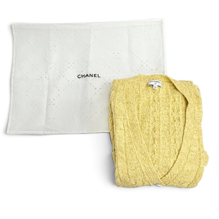 極美品△CHANEL シャネル P72177 K10414 MH256 ライオンボタン ベルト付き Vネック 長袖 ニット ロング カーディガン イエロー 34 正規品