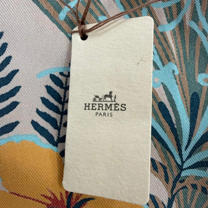 未使用品☆HERMES エルメス カレ70 タイガー・タイガー シルク100％ ベージュ・サンドル / ブラウン / マルチカラー 現行品 スカーフ
