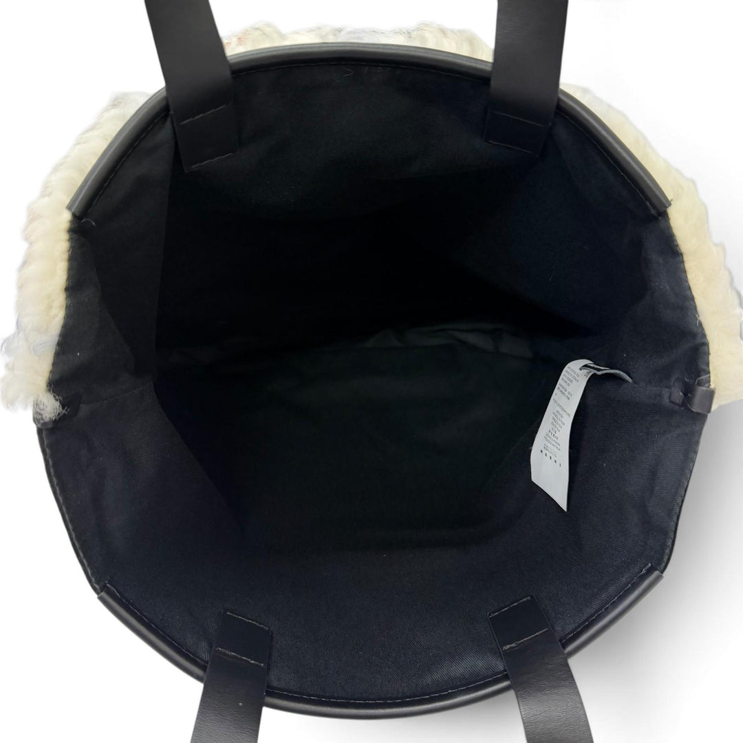 極美品□MARNI マルニ SHMQ0027Q1 ムートン 牛革 ロゴパッチ トートバッグ ブラック ホワイト ブルー イタリア製 正規品 メンズ 保存袋付