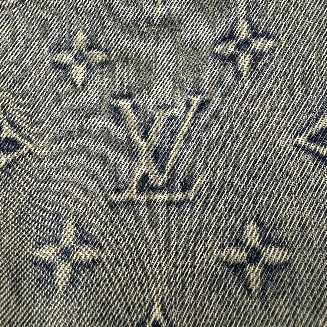 極美品▼ルイヴィトン 23AW MONOGRAM DENIM WORK S/S SHIRT モノグラムエンボス ロゴプレート 半袖 ウォッシュデニムジャケット L 正規品